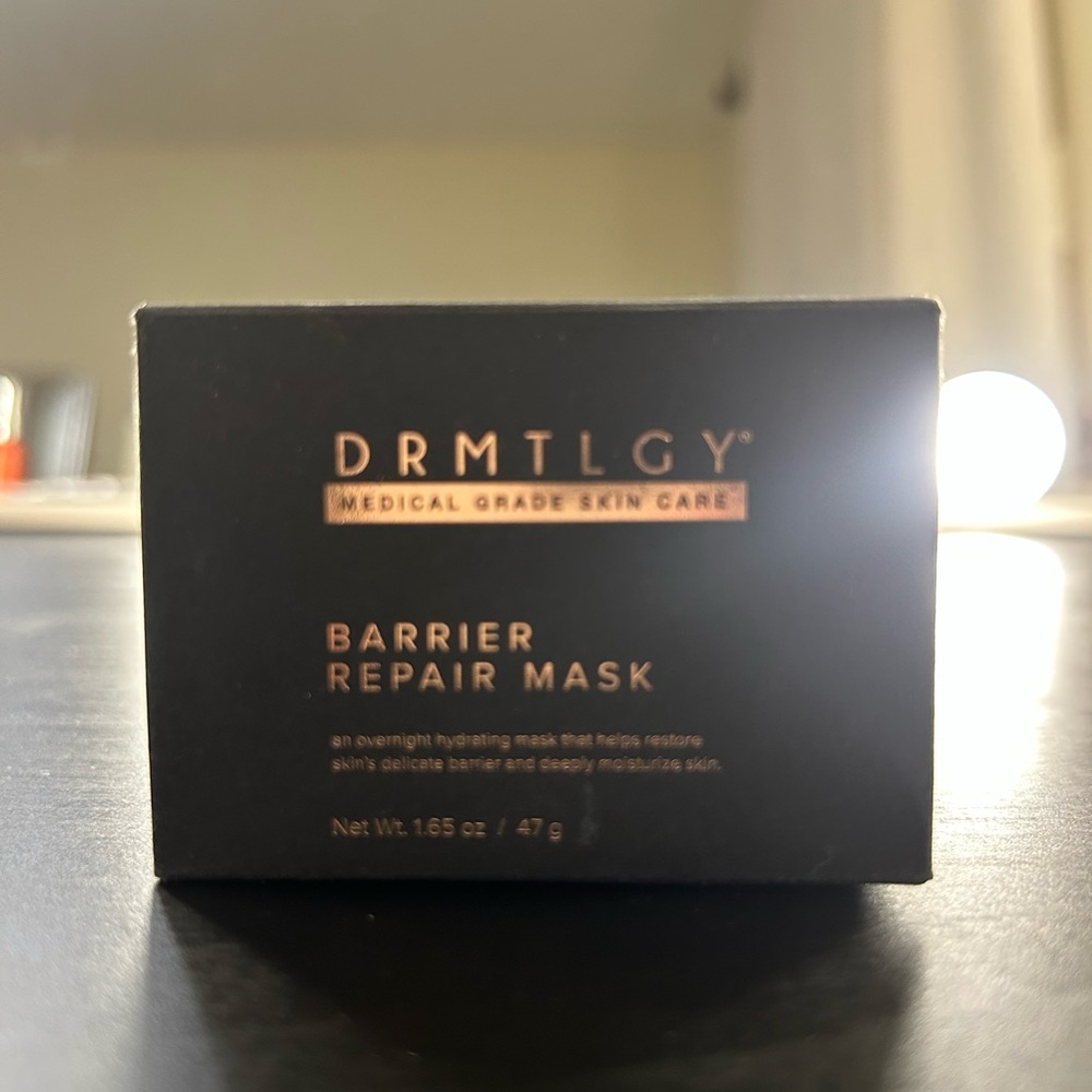 DRMTLGY Barrier Repair Mask